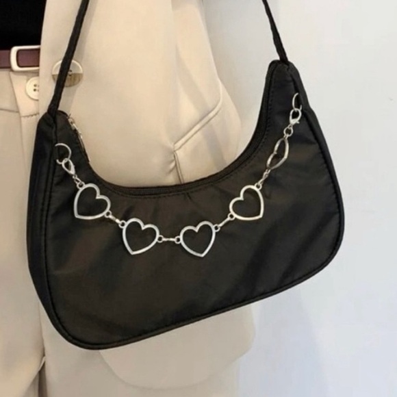 Black Nylon With Heart Shaped Removal Chain Black Shoulder Bag, NWT - Picture 2 of 5